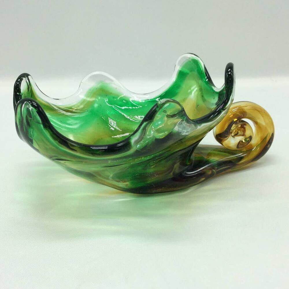 Art Glass Dish by Marigold Glassware Co. - Picture 2 of 7
